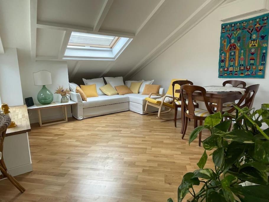 Mansarda Con Terrazzo Centralissima Appartement Milan