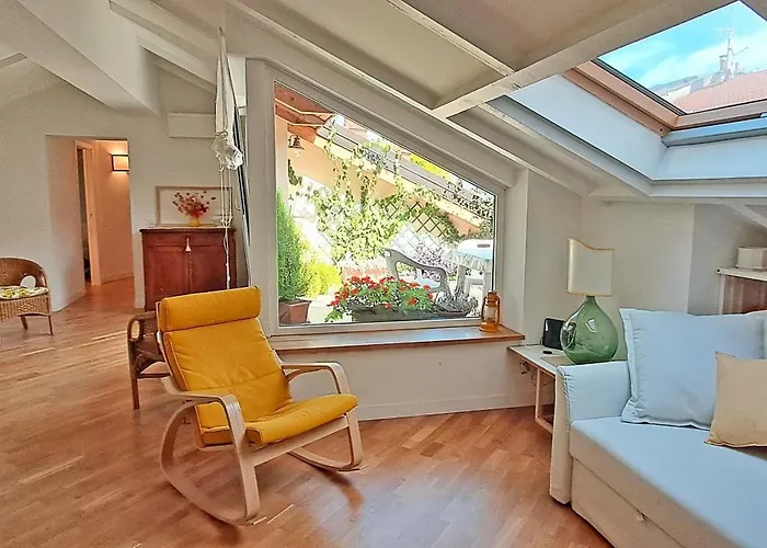 Mansarda Con Terrazzo Centralissima